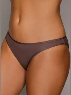 Bas de maillot de bain finitions élastiques et plates à la taille et aux échancrures