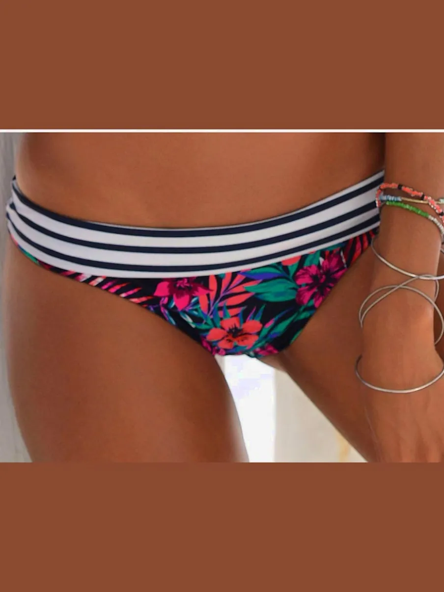 Bas de maillot de bain floral avec ceinture à revers et motifs tendance