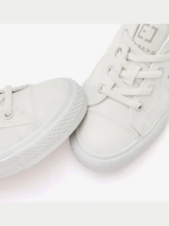 Baskets chaussures en textile au style usé et délavé tendance