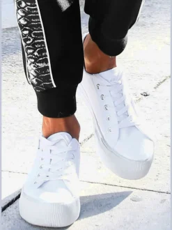 Baskets chaussures en textile, chaussures en tissu avec semelle compensée tendance