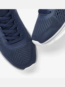 Baskets légères et confortables en maille délicate avec talon légèrement rembourré pour un confort optimal