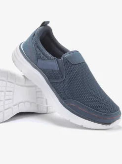 Baskets sneakers basiques confortables à enfiler avec talon légèrement rembourré pour un confort optimal