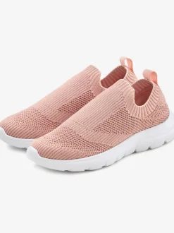 Baskets sneakers basiques qui épousent parfaitement le pied grâce au textile doux