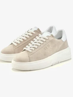 Baskets sneakers confortables avec semelle plate tendance pour un confort absolu