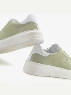 Baskets sneakers confortables avec semelle plate tendance pour un confort absolu