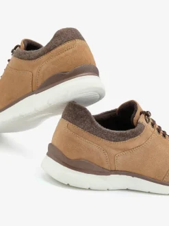 Baskets sneakers confortables avec talon légèrement rembourré pour un confort optimal