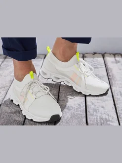 Baskets sneakers légères et confortables avec touches fluo