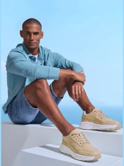 Baskets sneakers sportives avec contrefort rembourré pour un confort absolu