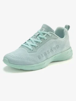 Baskets sneakers sportives et légères à enfiler, très confortables grâce au talon légèrement rembourré