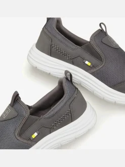 Baskets sneakers sportives et confortables très agréable à porter