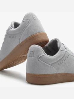 Baskets sneakers tendance en cuir velours de qualité