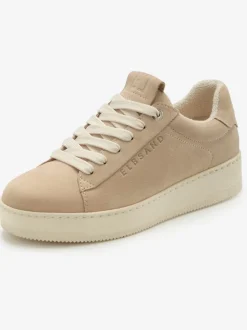 Baskets sneakers tendance et confortables en cuir de qualité, fabriquées au portugal