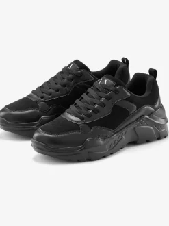 Baskets talon légèrement compensé au style chunky tendance