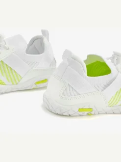 Baskets très agréables à porter grâce à la semelle flexible et ultra-légère, qui vous donne l'impression de marcher pieds nus
