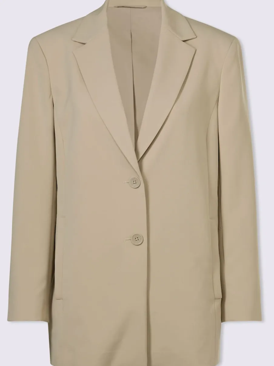 Blazers avec col à revers et coutures structurantes raffinées