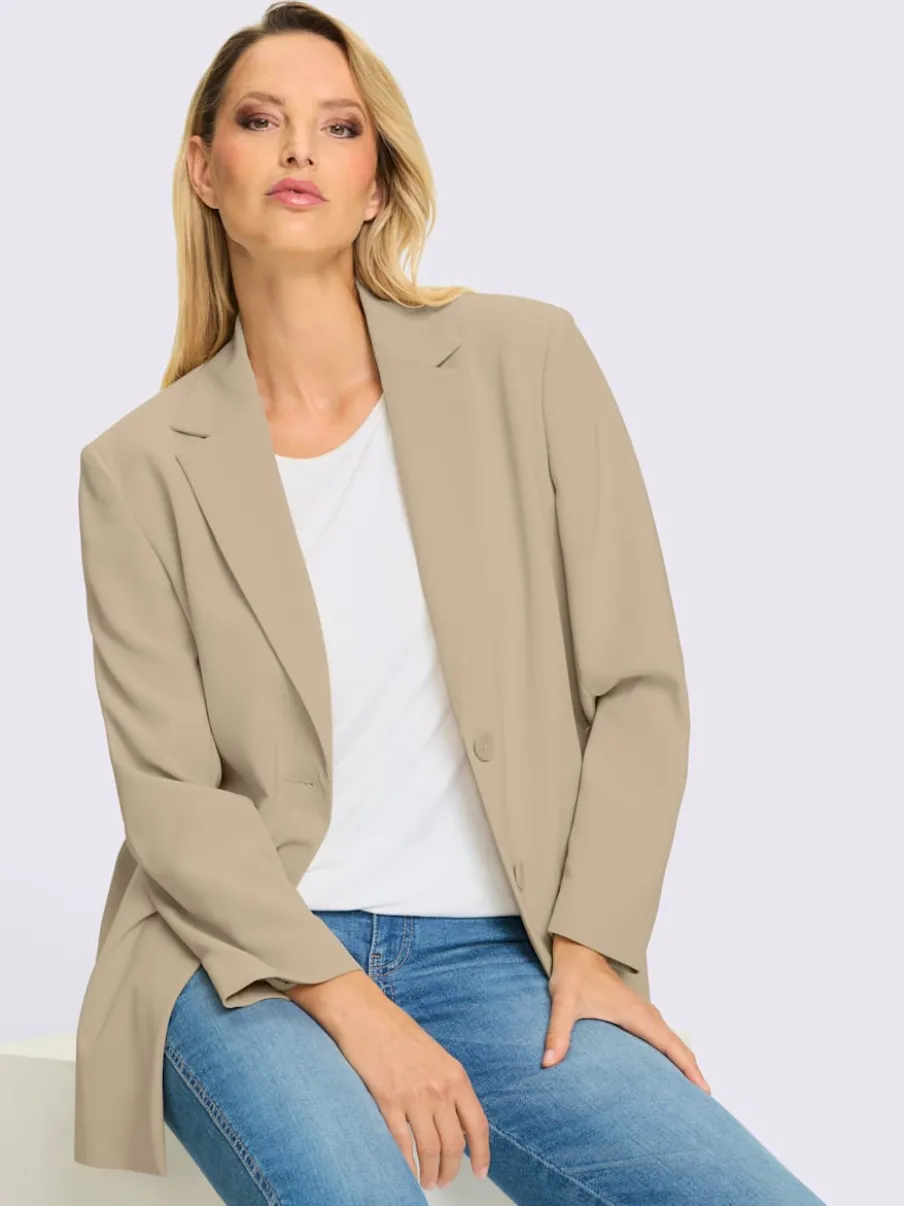 Blazers avec col à revers et coutures structurantes raffinées