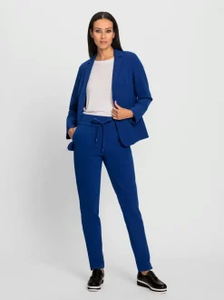 Blazers et pantalons jogging avec détails fantaisie élégants