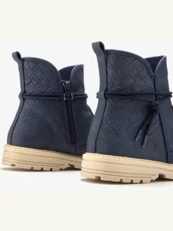 Bottines avec liens à nouer raffinés et motif structuré tendance