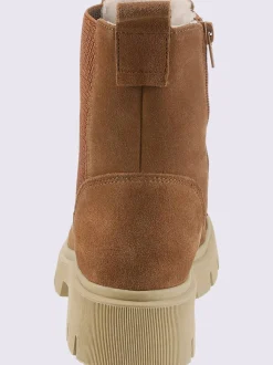 Bottines cuir velours de vache.
