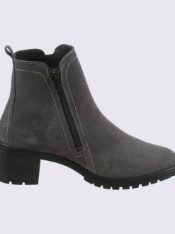 Bottines cuir velours de vache.