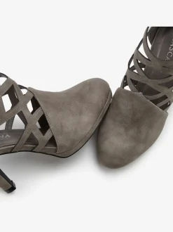 Bottines d'automne avec petites découpes tendance