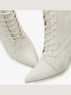 Bottines à lacets détails en dentelle tendance