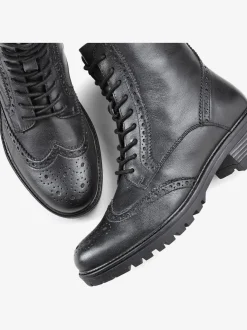 Bottines à lacets en cuir doux