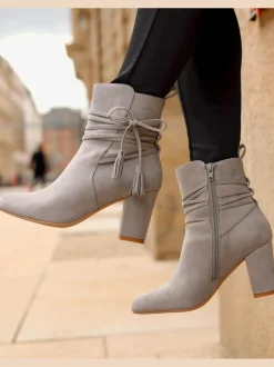 Bottines liens à nouer raffinés et élégants et laçage