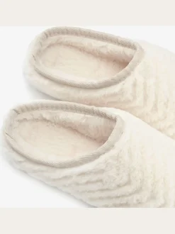Chaussons fabriqué en textile doux