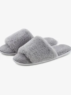 Chaussons très chaud et chaleureux