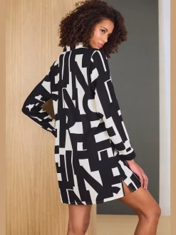 Chemise de nuit à col classique