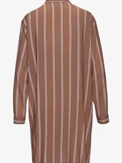 Chemise de nuit, coupe classique