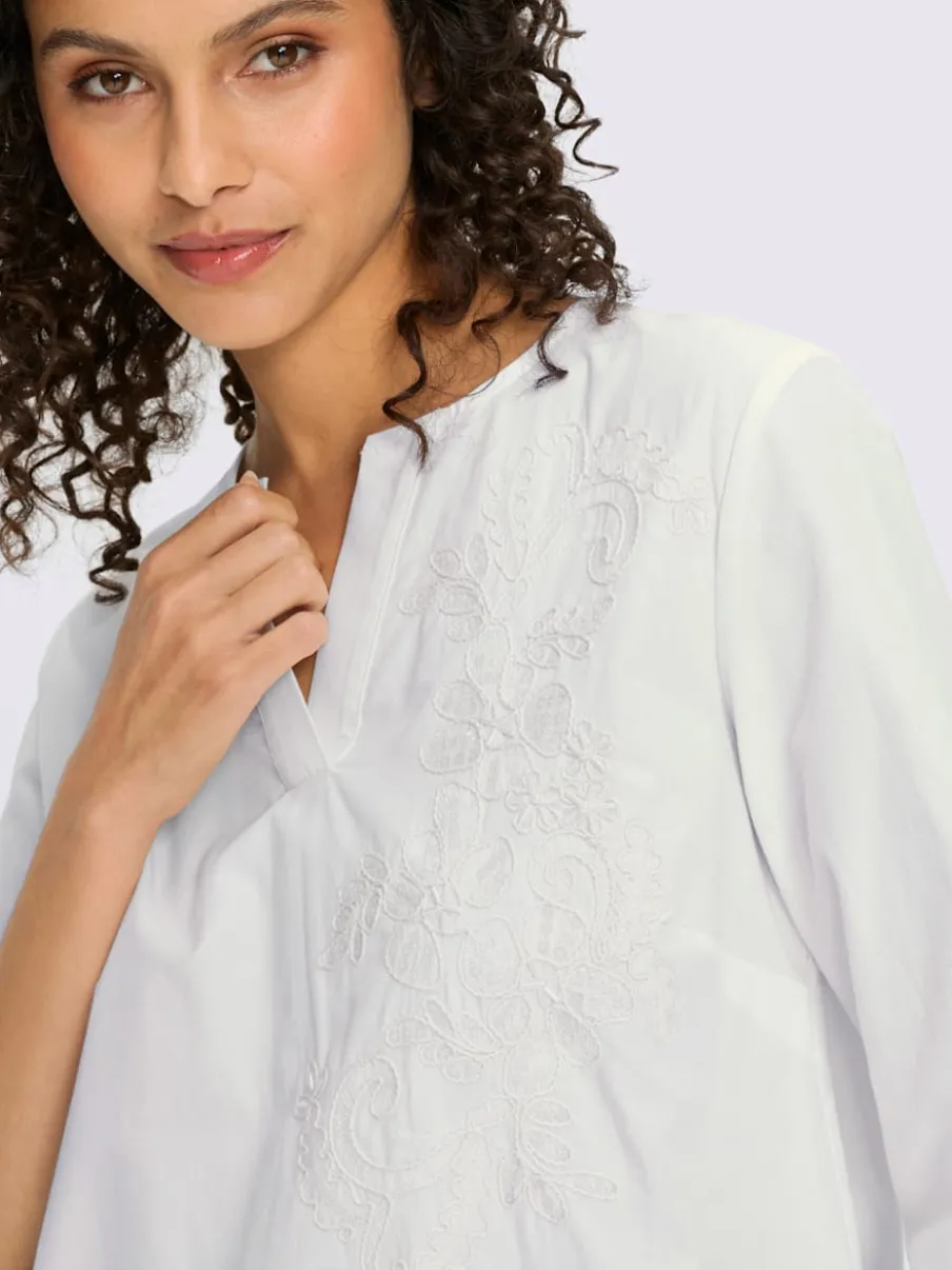 Chemisier en coton léger avec broderie florale et manches 3/4
