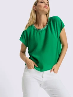 Chemisier à manches courtes en polyester recyclé avec col rond et mancherons décontractés