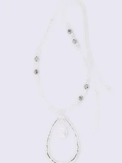 Collier un véritable petit bijou