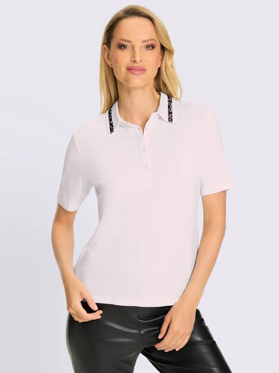 Col polo classique avec motifs léopard et patte courte
