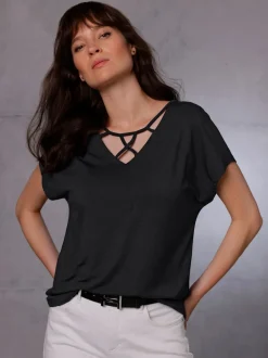 Débardeur doux à encolure originale et mancherons tendance