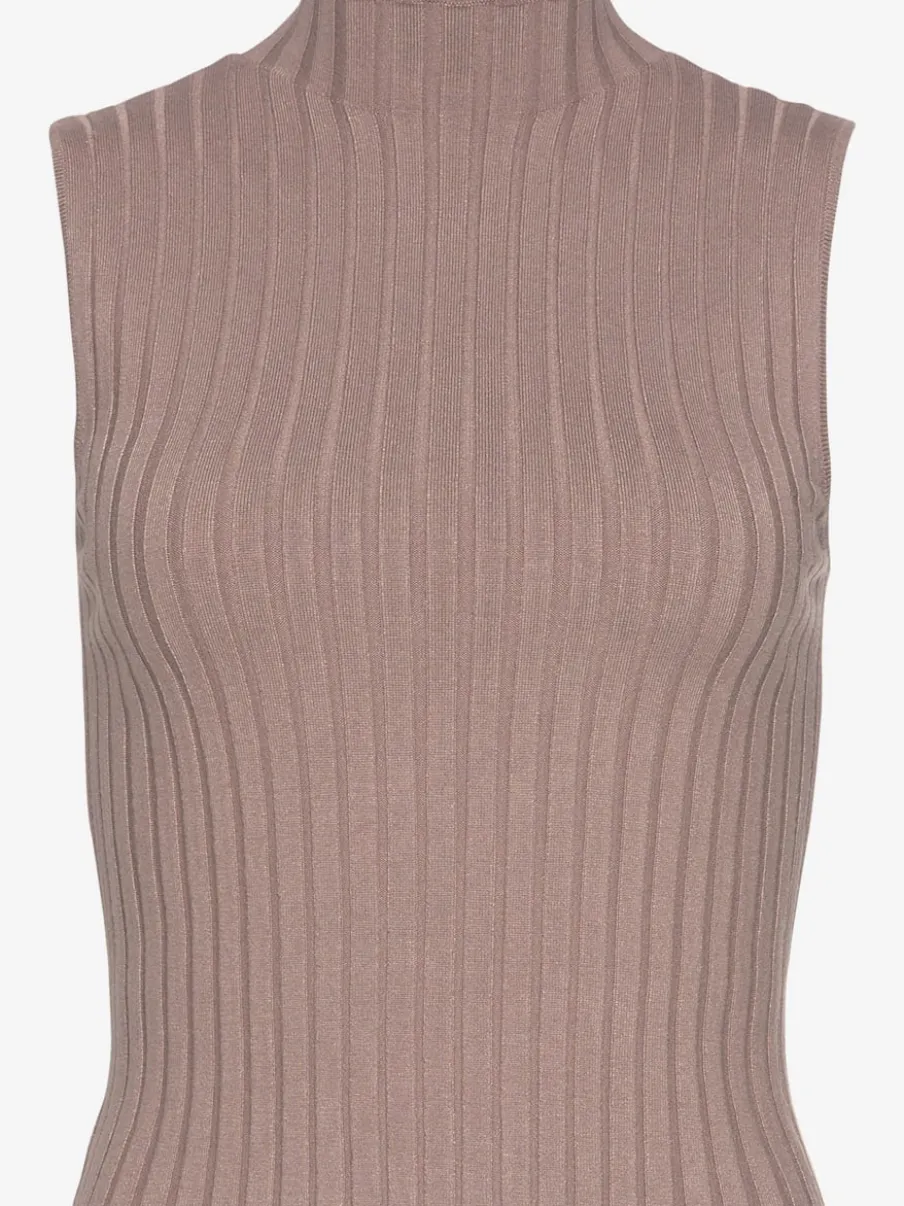 Débardeur en tricot côtelé à col montant et coupe ajustée