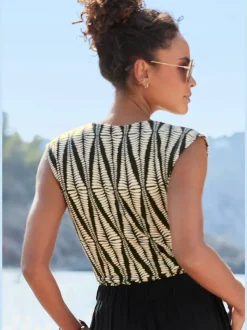 Débardeur en V à motifs feuillus avec couture flatteuse