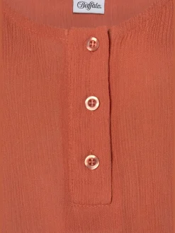 Débardeurs à larges bretelles avec patte de boutonnage