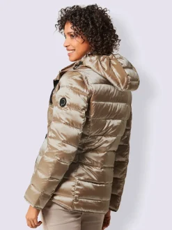 Doudounes matelassées avec capuche amovible et poches polaires