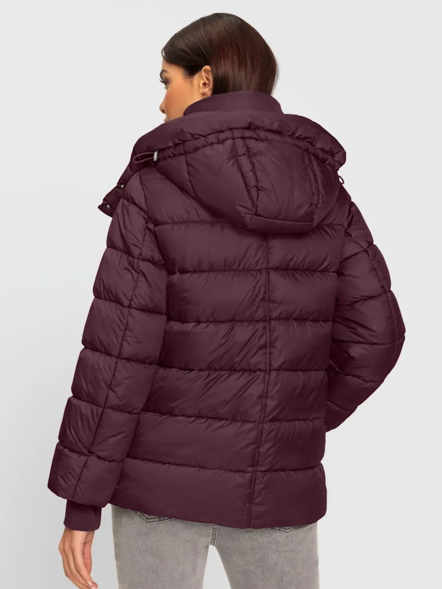 Doudounes matelassées avec capuche et manches longues