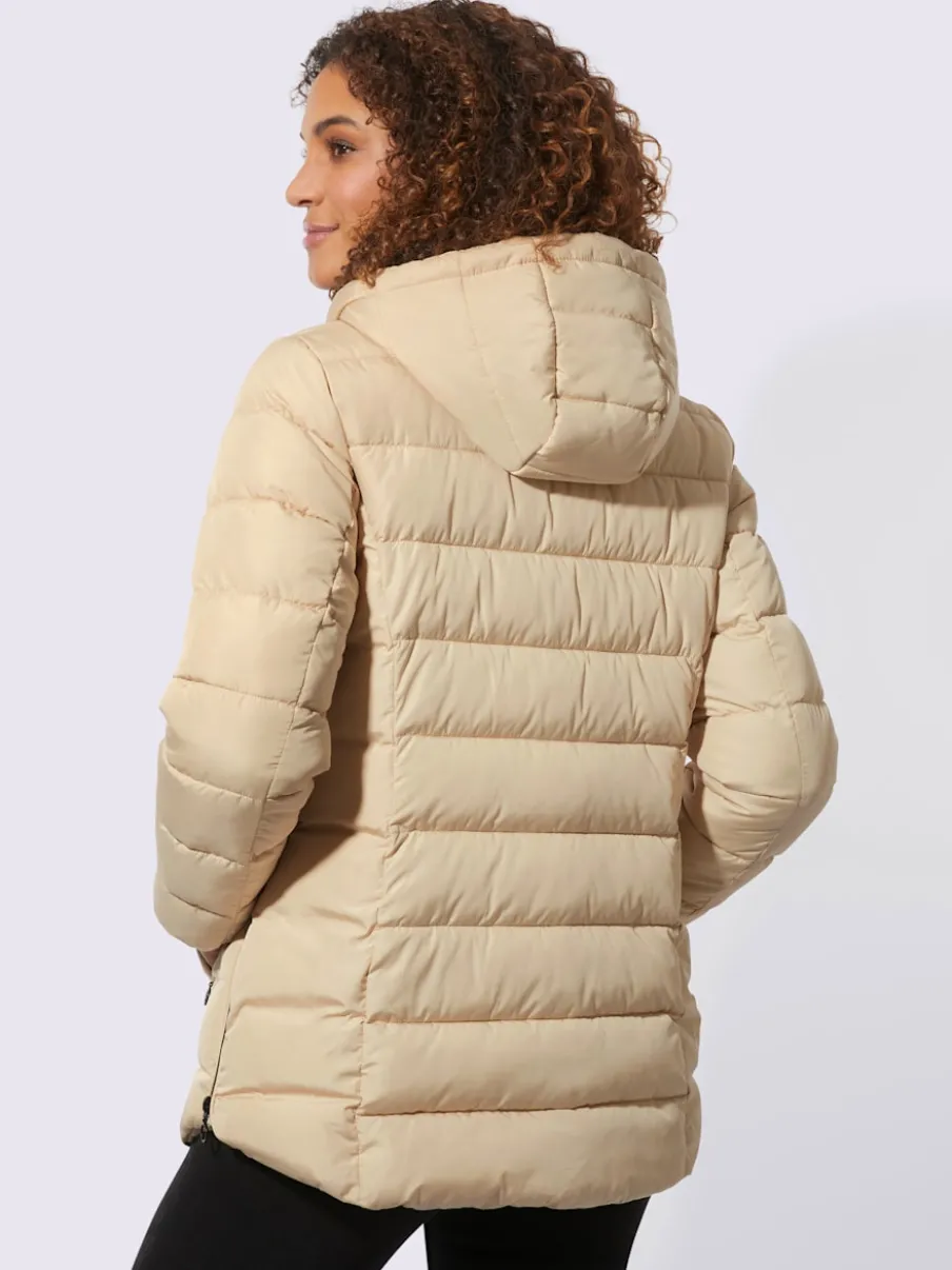 Doudounes matelassées avec capuche amovible et poches pratiques