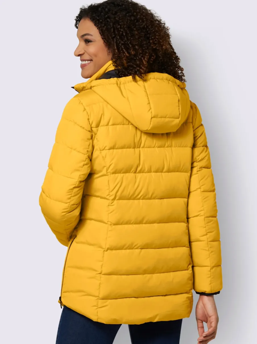 Doudounes matelassées avec capuche amovible et poches pratiques