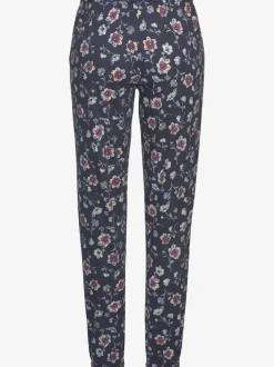 Ensemble de pyjama : pantalon et t-shirt manches longues