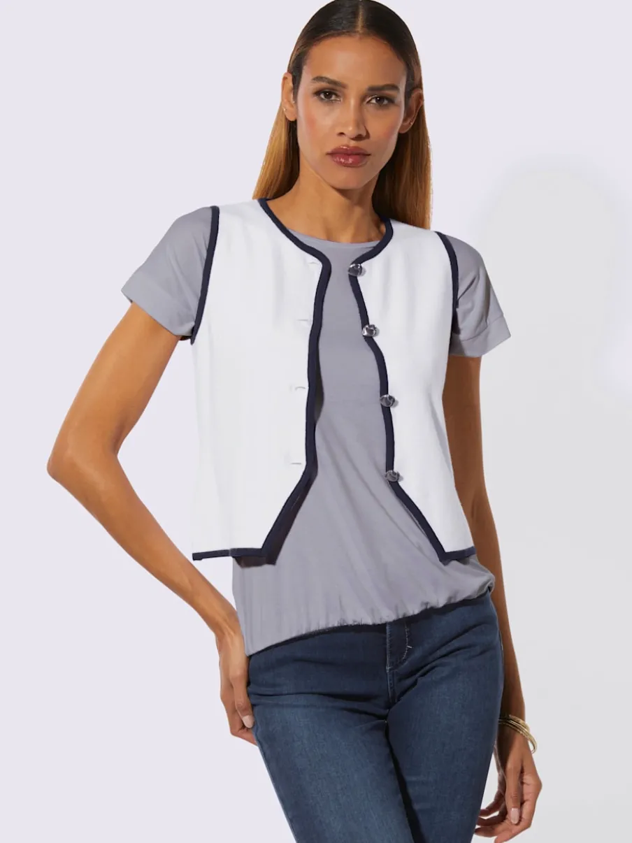 Gilets en tricot doux avec rayures et boutons décoratifs