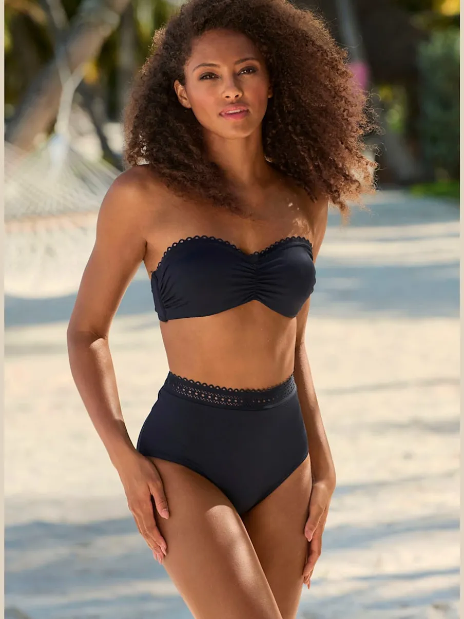 Haut de bikini bandeau à armatures avec motif ajouré