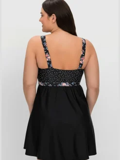 Haut de maillot de bain bon. b, c, d, e, f
