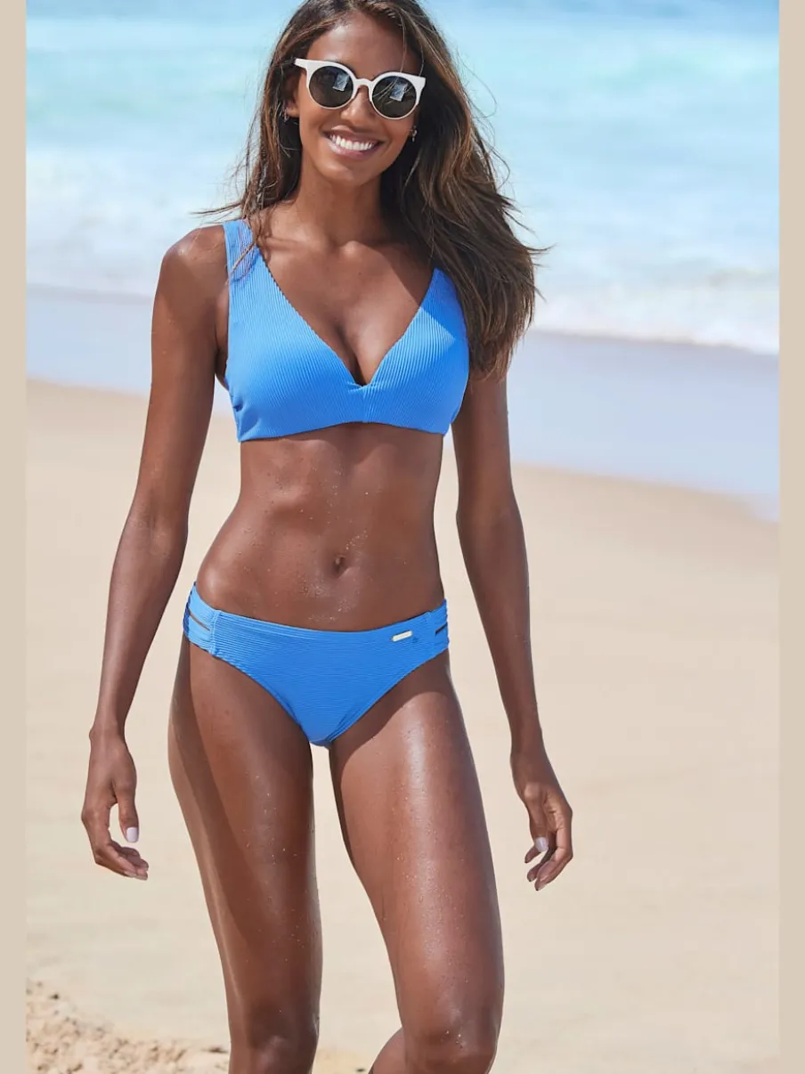 Hauts de bikini triangle avec bonnets et bretelles réglables