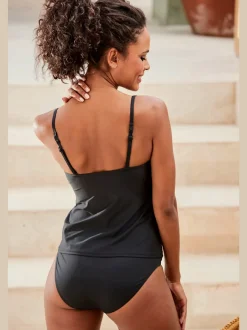 Hauts de tankini avec bonnets amovibles et bretelles ajustables